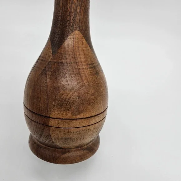 Hand Crafted Turned MCM Hardwood Vase Signed by Artist - Handcrafted Natural - Picture 6 of 14